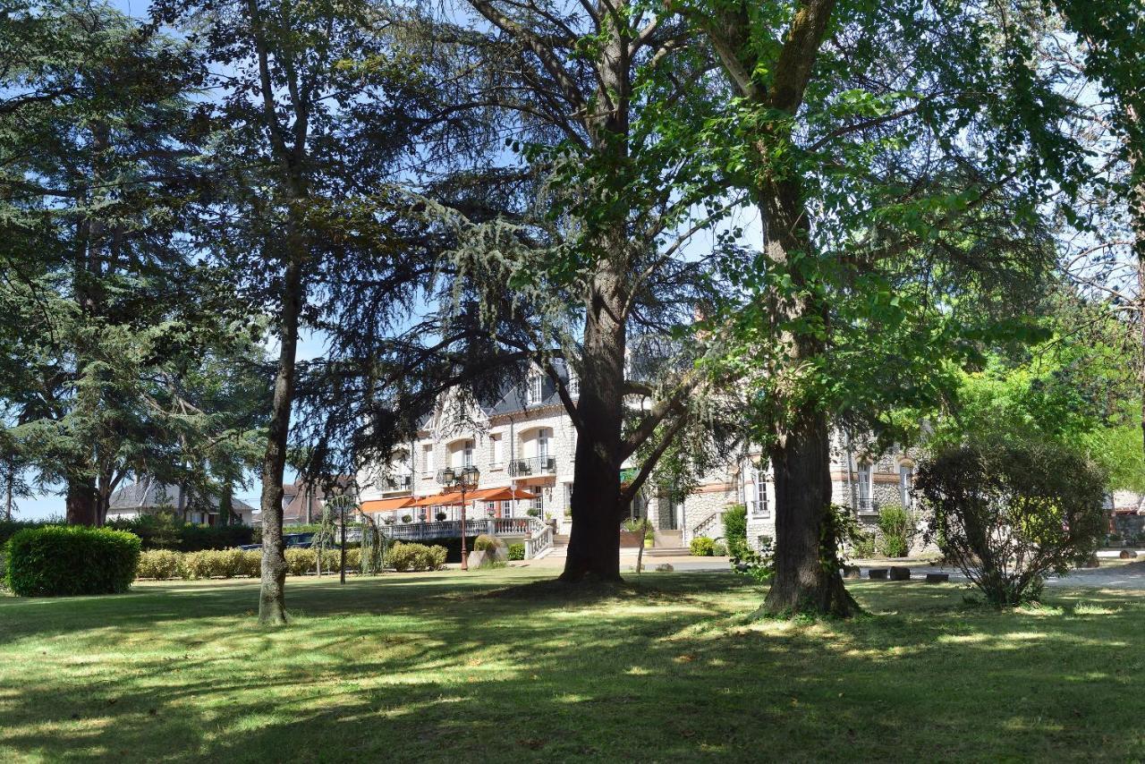 Logis Hotel Restaurant Le Parc Salbris Bagian luar foto
